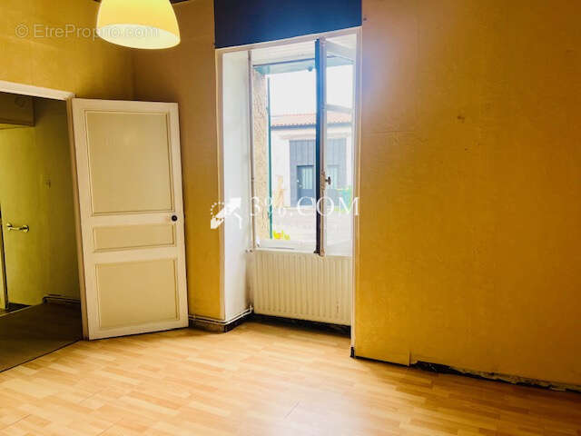 Maison à HAUTE-GOULAINE