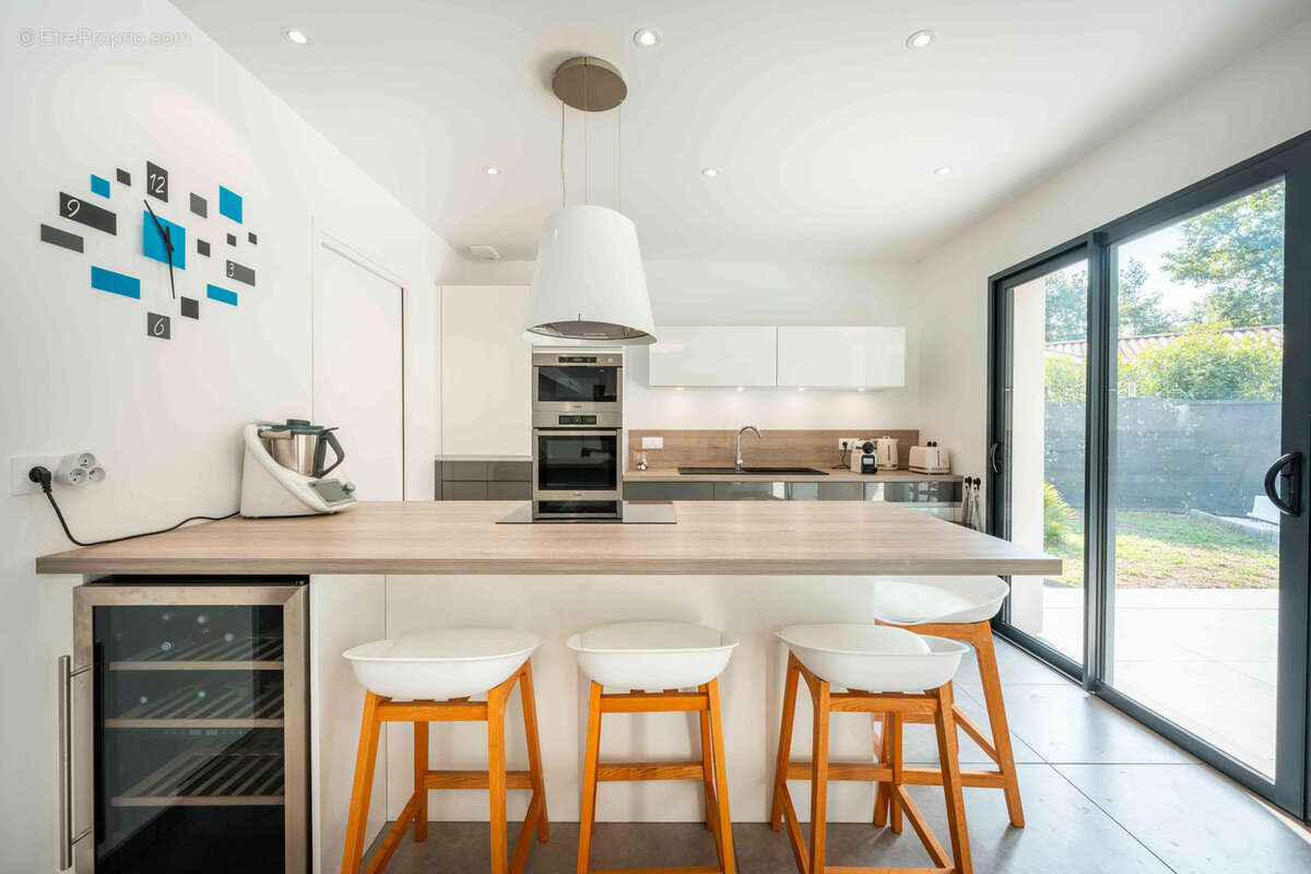 Maison à BELIN-BELIET