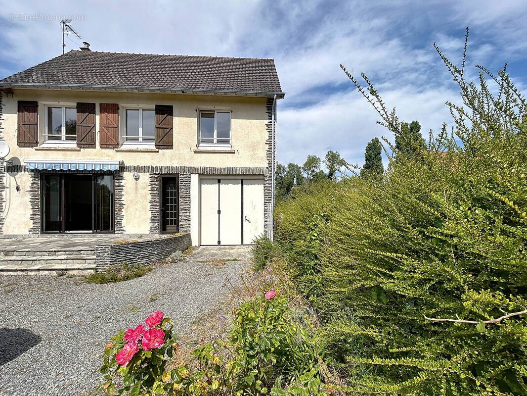 Maison à GOUVILLE-SUR-MER