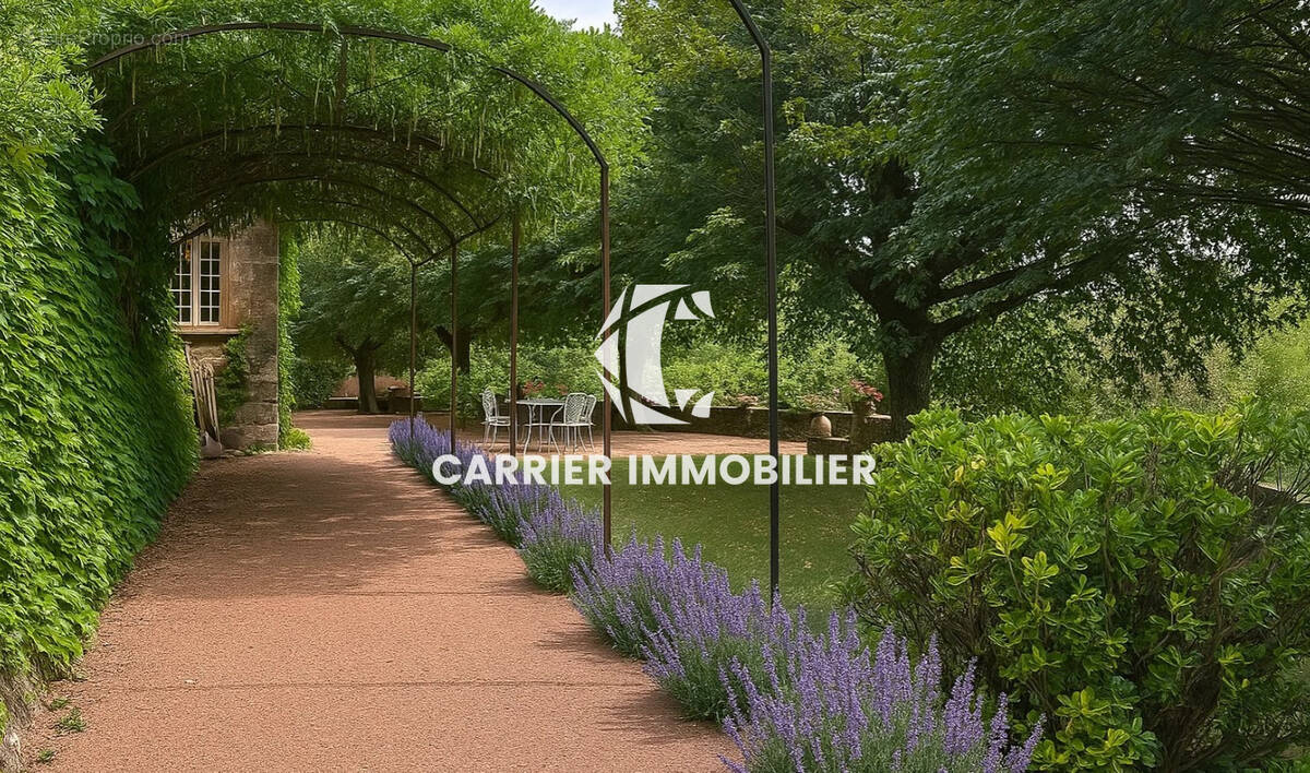 Maison à BRULLIOLES