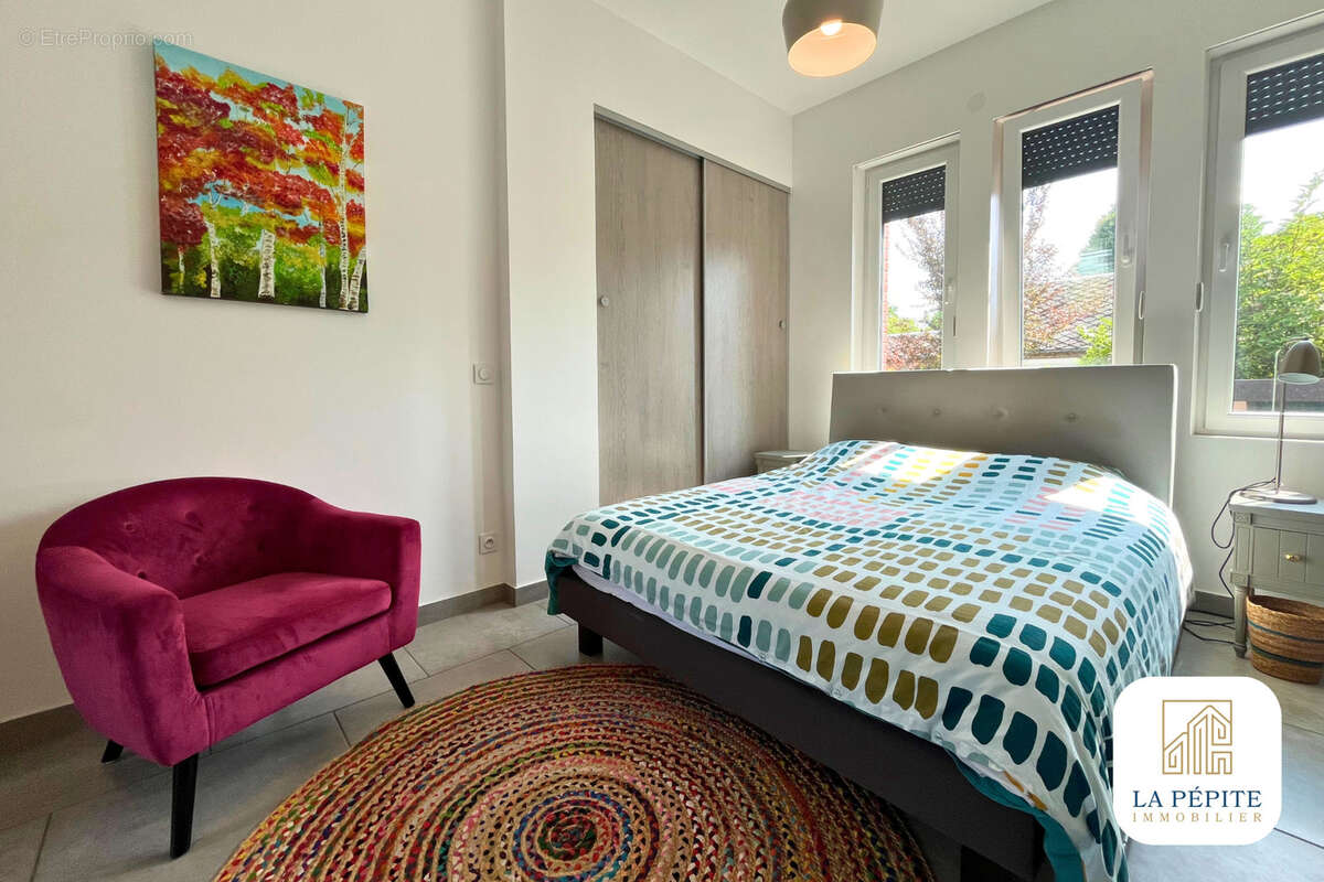 Maison à AULNOYE-AYMERIES