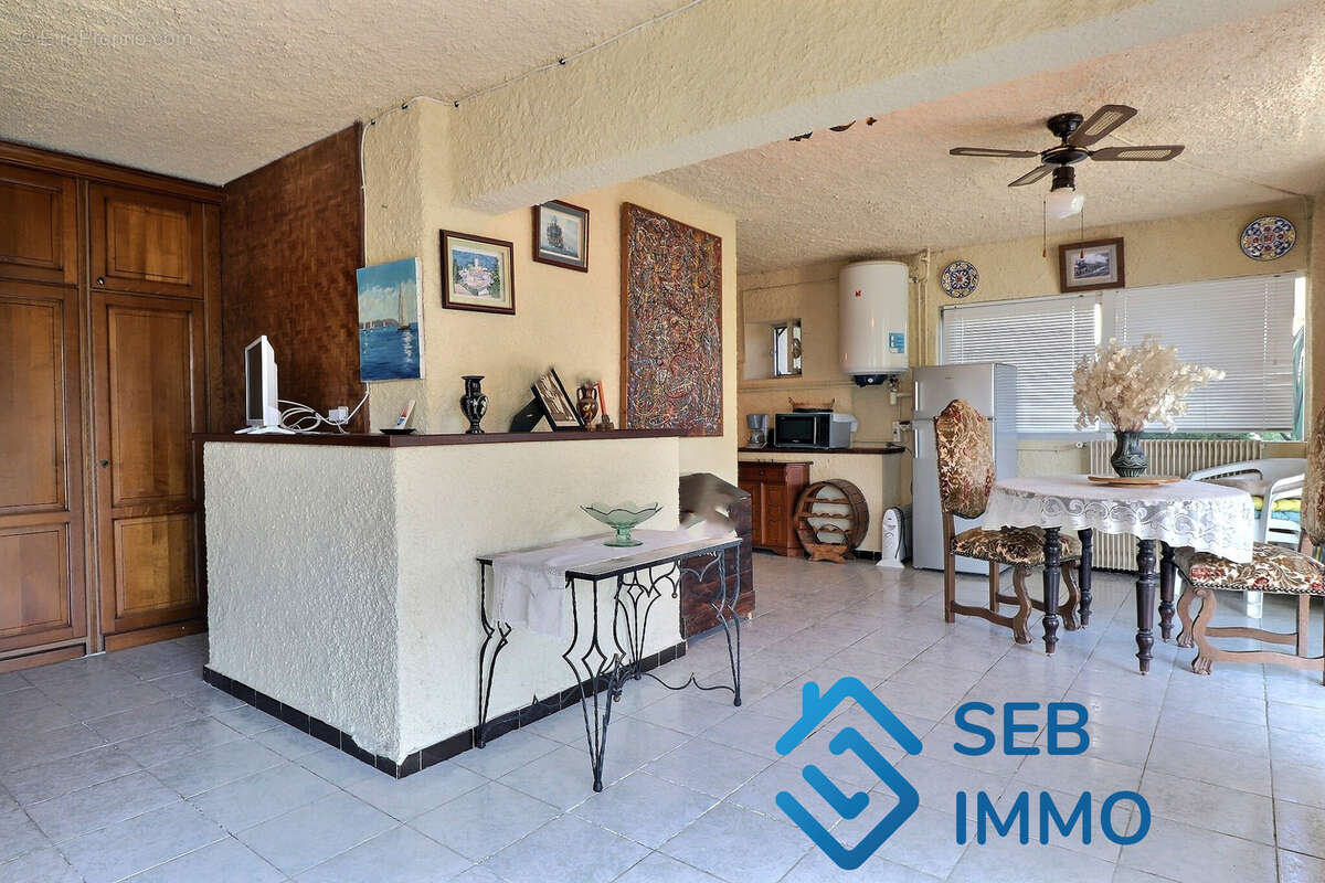 Autre à LAROQUE-DES-ALBERES