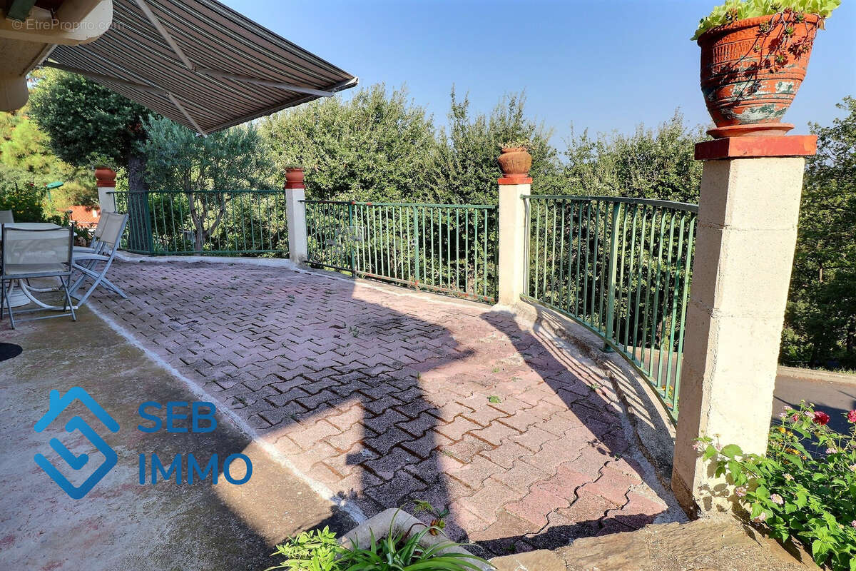 Autre à LAROQUE-DES-ALBERES