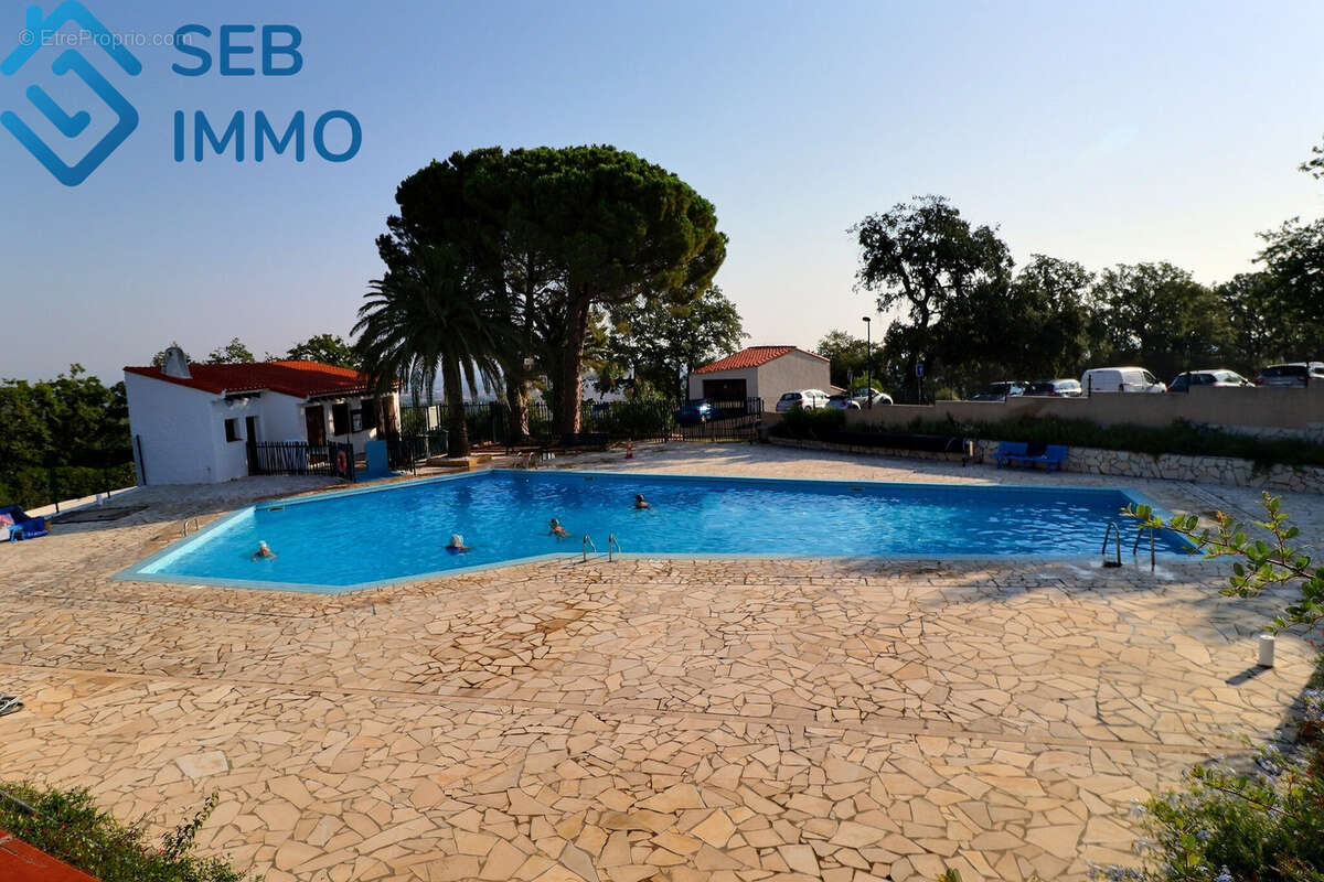 Autre à LAROQUE-DES-ALBERES