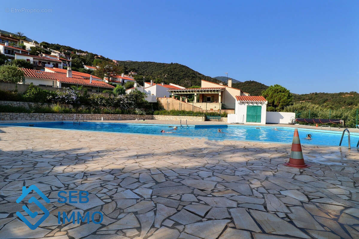 Autre à LAROQUE-DES-ALBERES