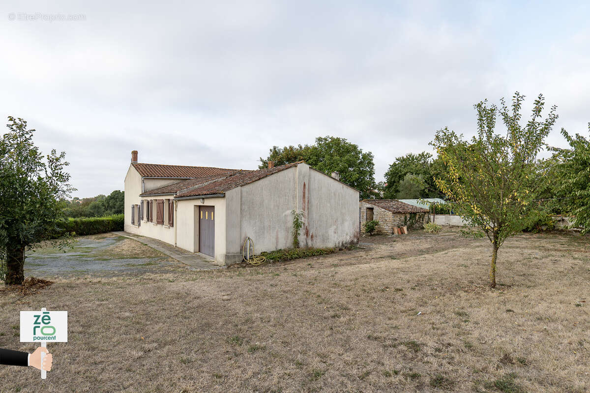 Maison à CHAILLE-LES-MARAIS