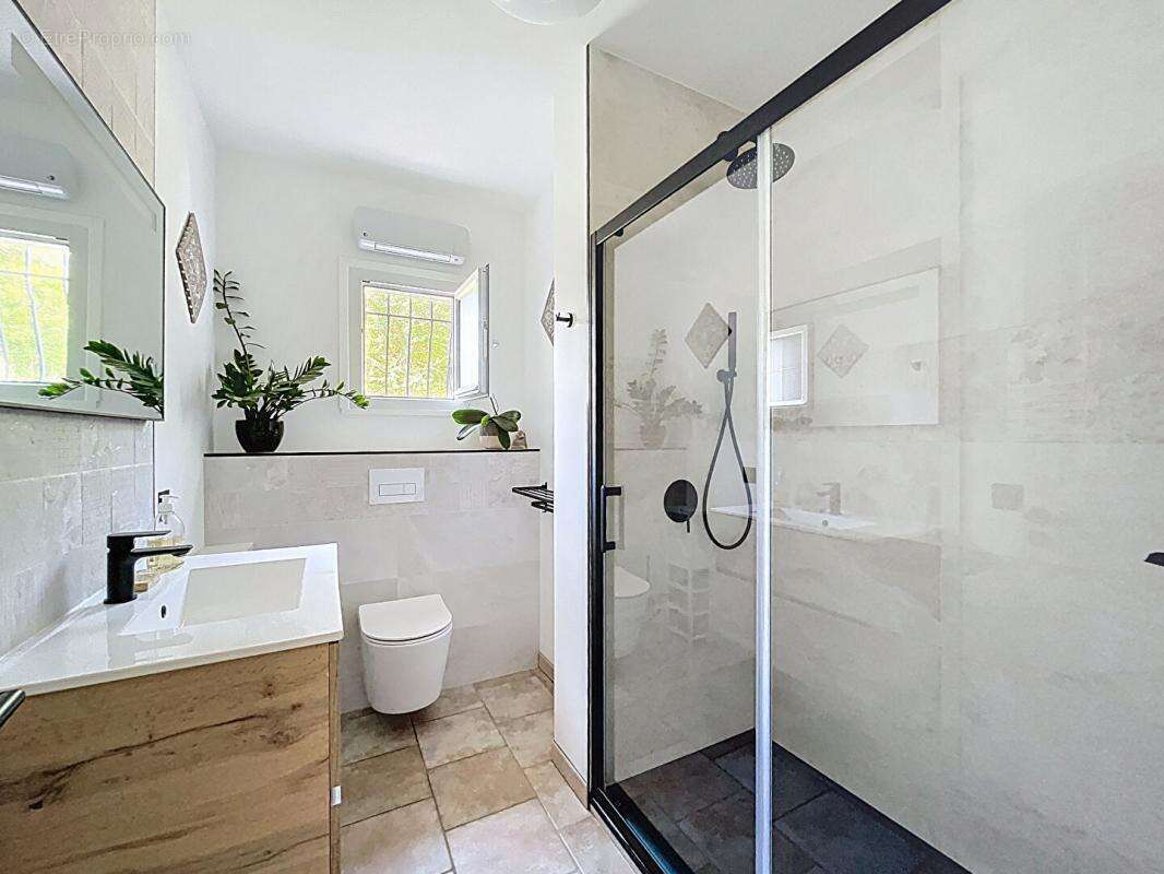 Maison à LE CANNET-DES-MAURES