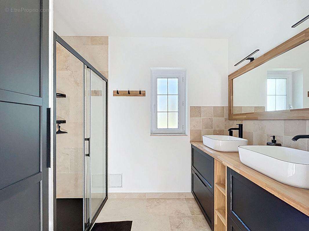 Maison à LE CANNET-DES-MAURES