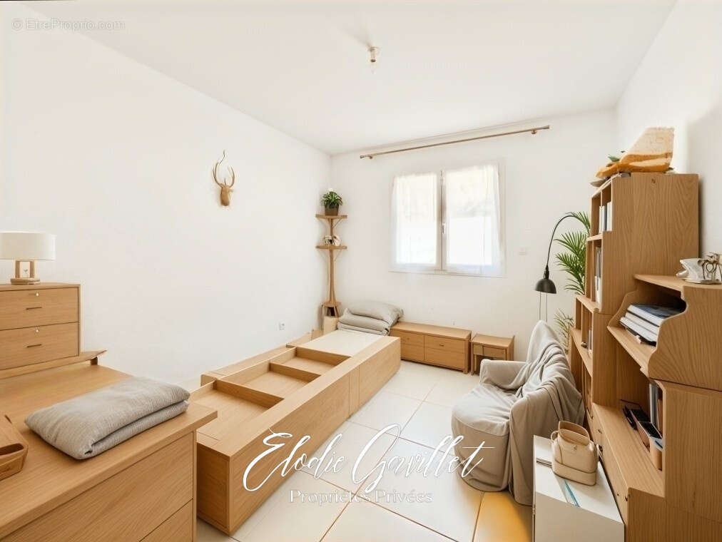 Maison à VILLEMOUSTAUSSOU