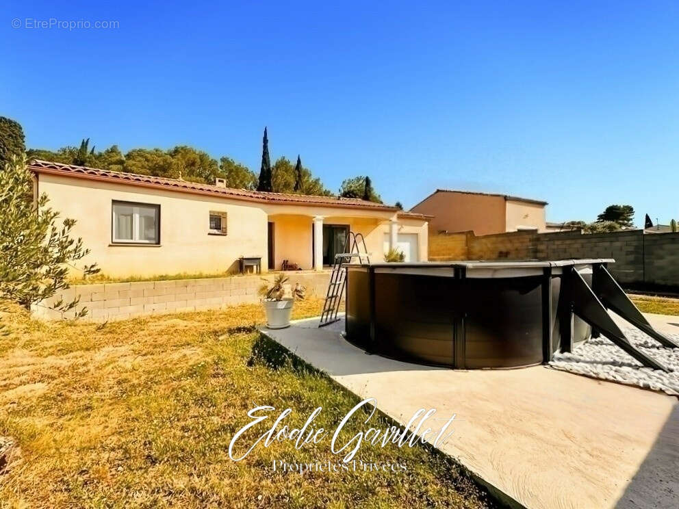 Maison à VILLEMOUSTAUSSOU