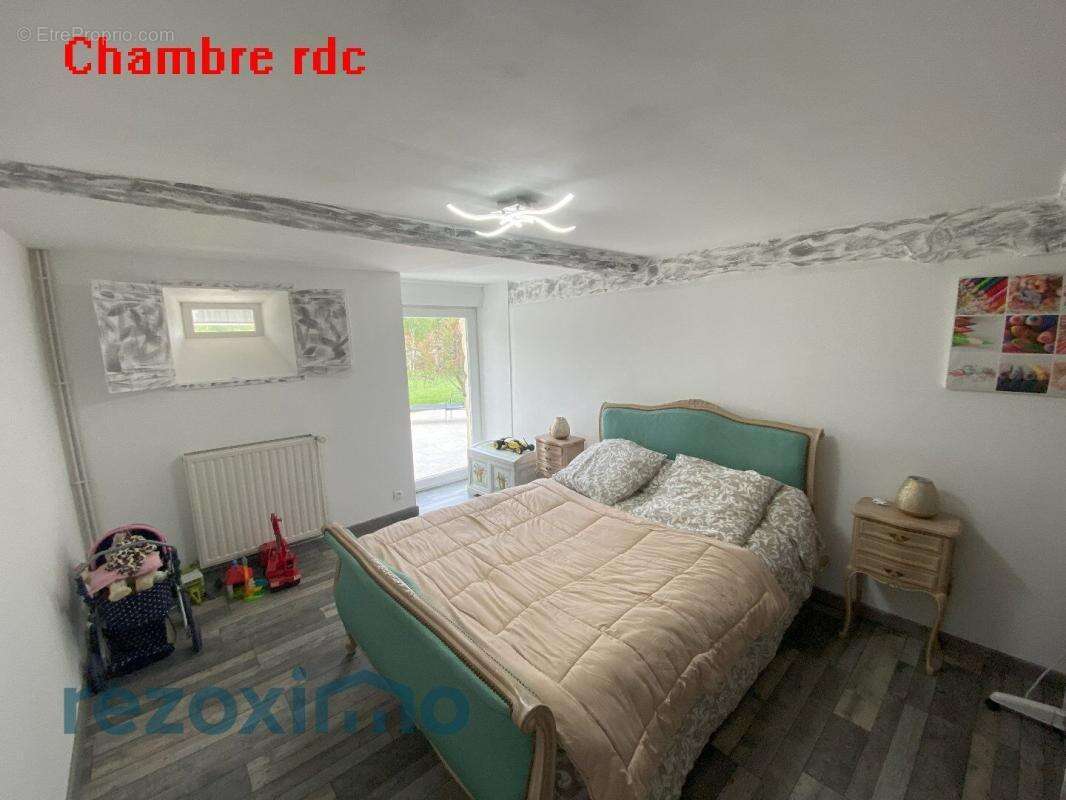 Maison à SAINT-PIERRE-SUR-DIVES