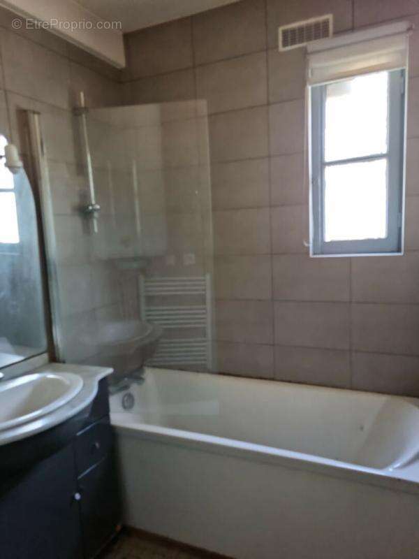 Maison à VANNES-SUR-COSSON