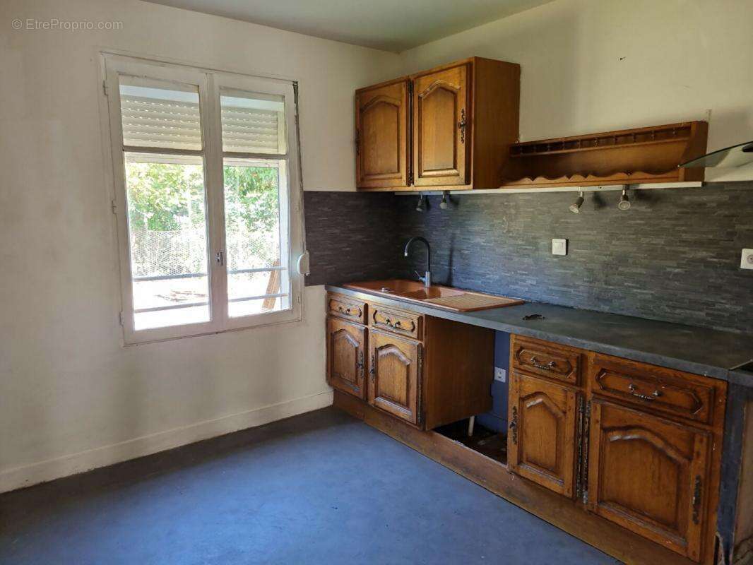 Maison à VANNES-SUR-COSSON