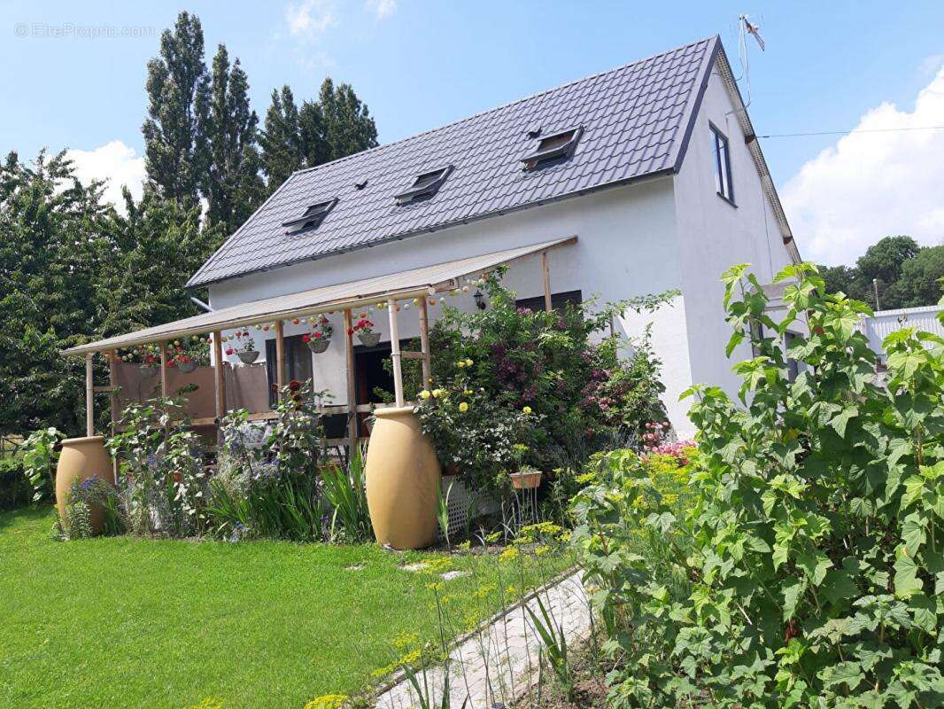 Maison à SERANVILLERS-FORENVILLE