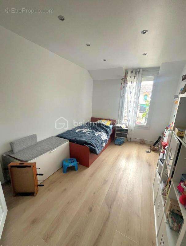 Maison à SAINT-BRICE-SOUS-FORET