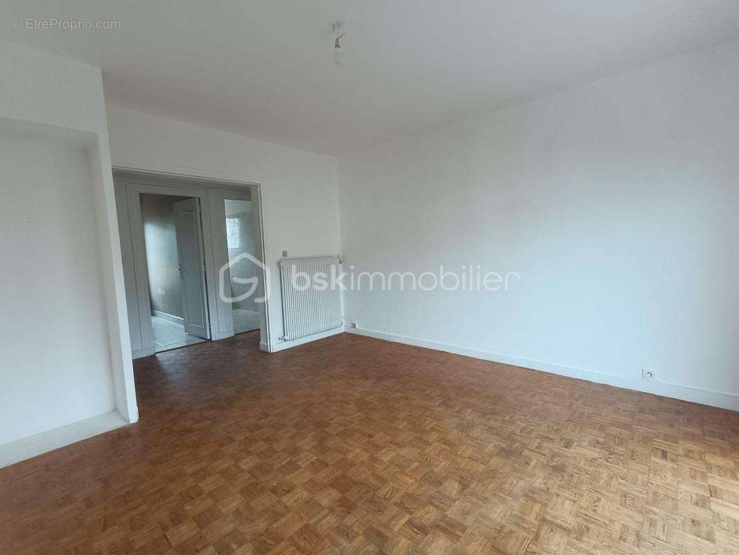 Appartement à BILLERE