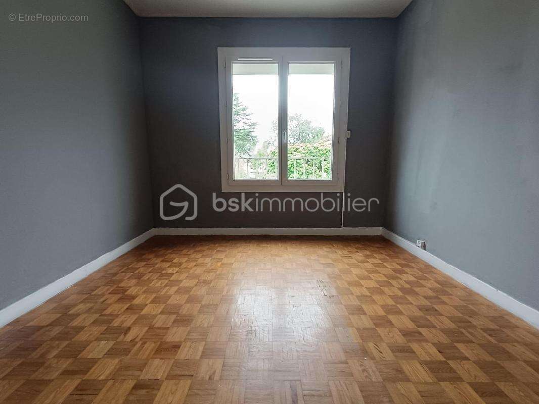 Appartement à BILLERE