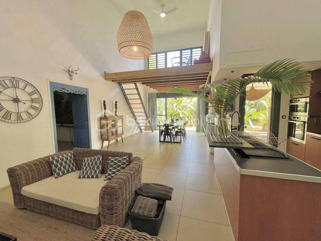 Maison à SAINT-PIERRE