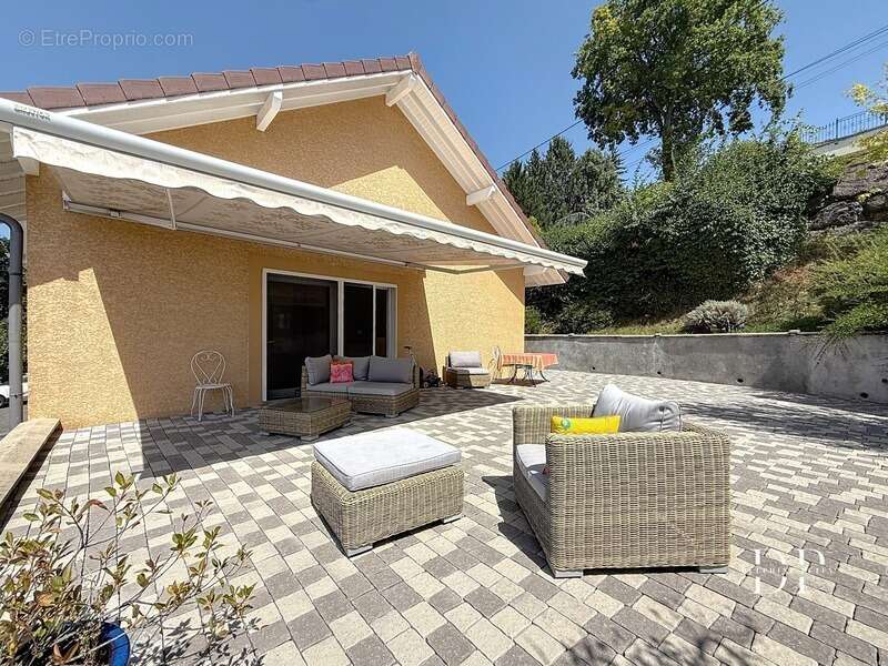 Maison à CRANVES-SALES