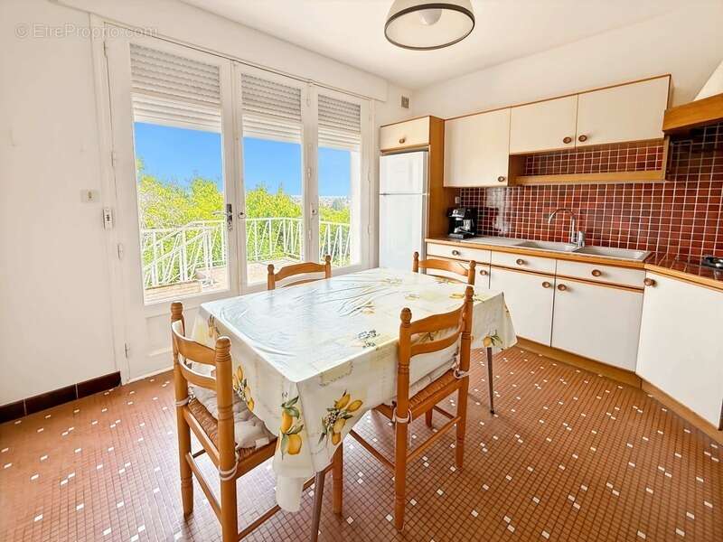 Maison à CHATELLERAULT