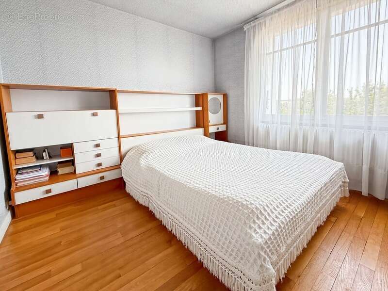 Maison à CHATELLERAULT