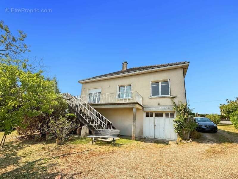 Maison à CHATELLERAULT