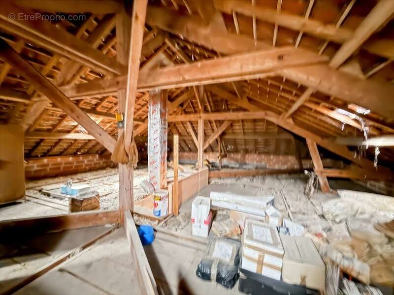 Maison à CHATELLERAULT