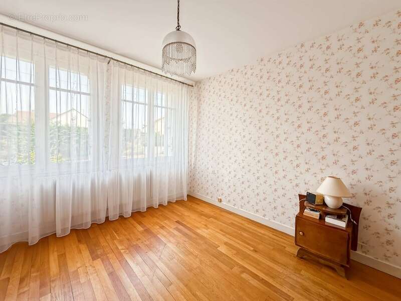 Maison à CHATELLERAULT