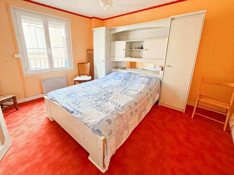 Maison à CHATELLERAULT