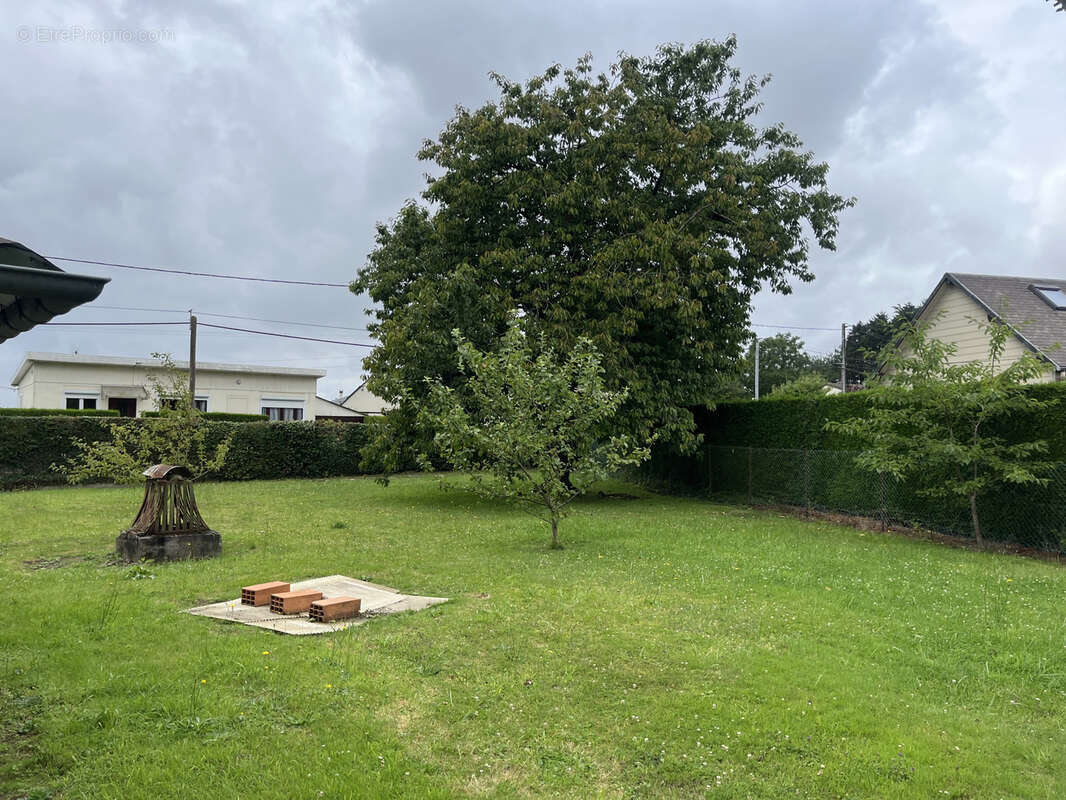 Maison à CAMPNEUSEVILLE