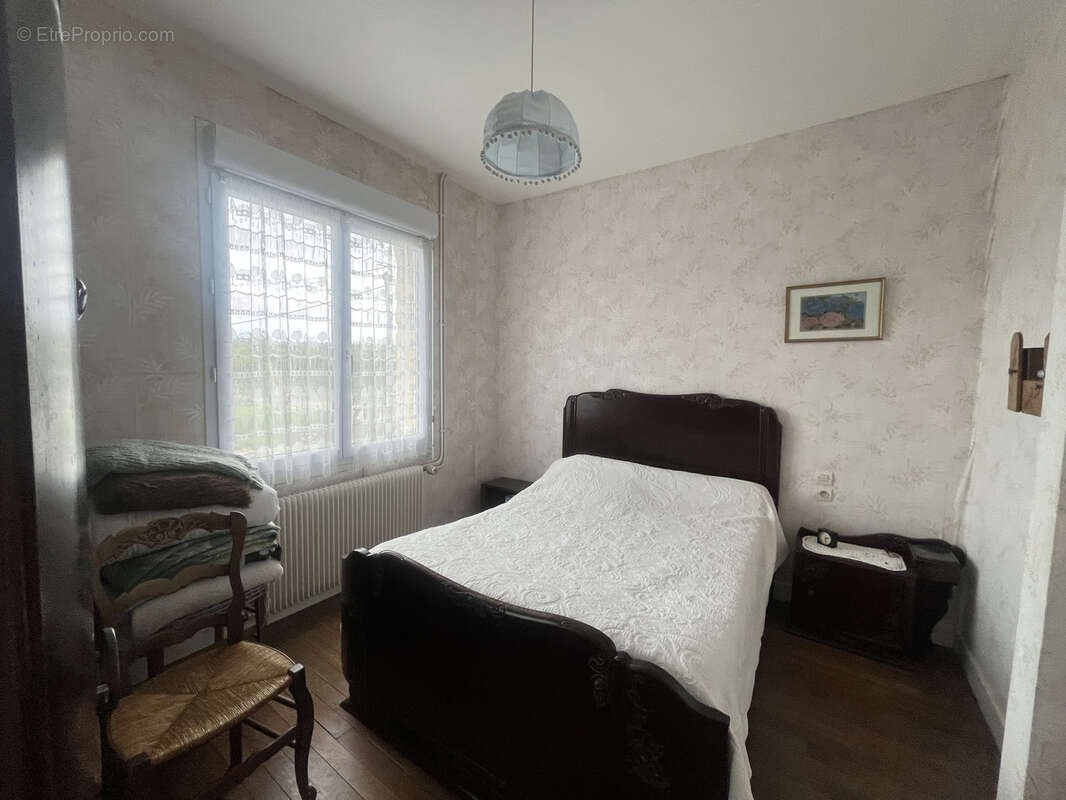 Maison à CAMPNEUSEVILLE