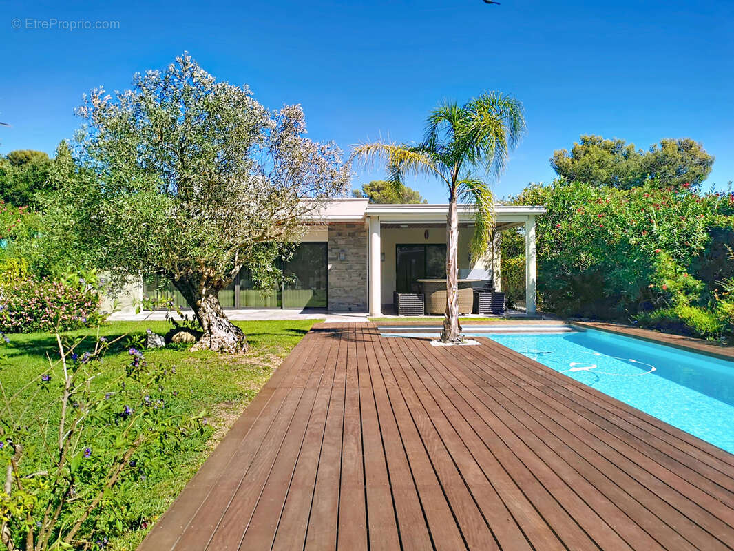 Maison à SAINT-RAPHAEL