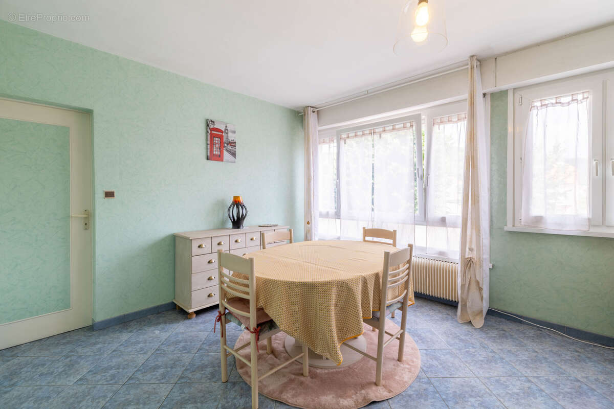 Appartement à JOEUF