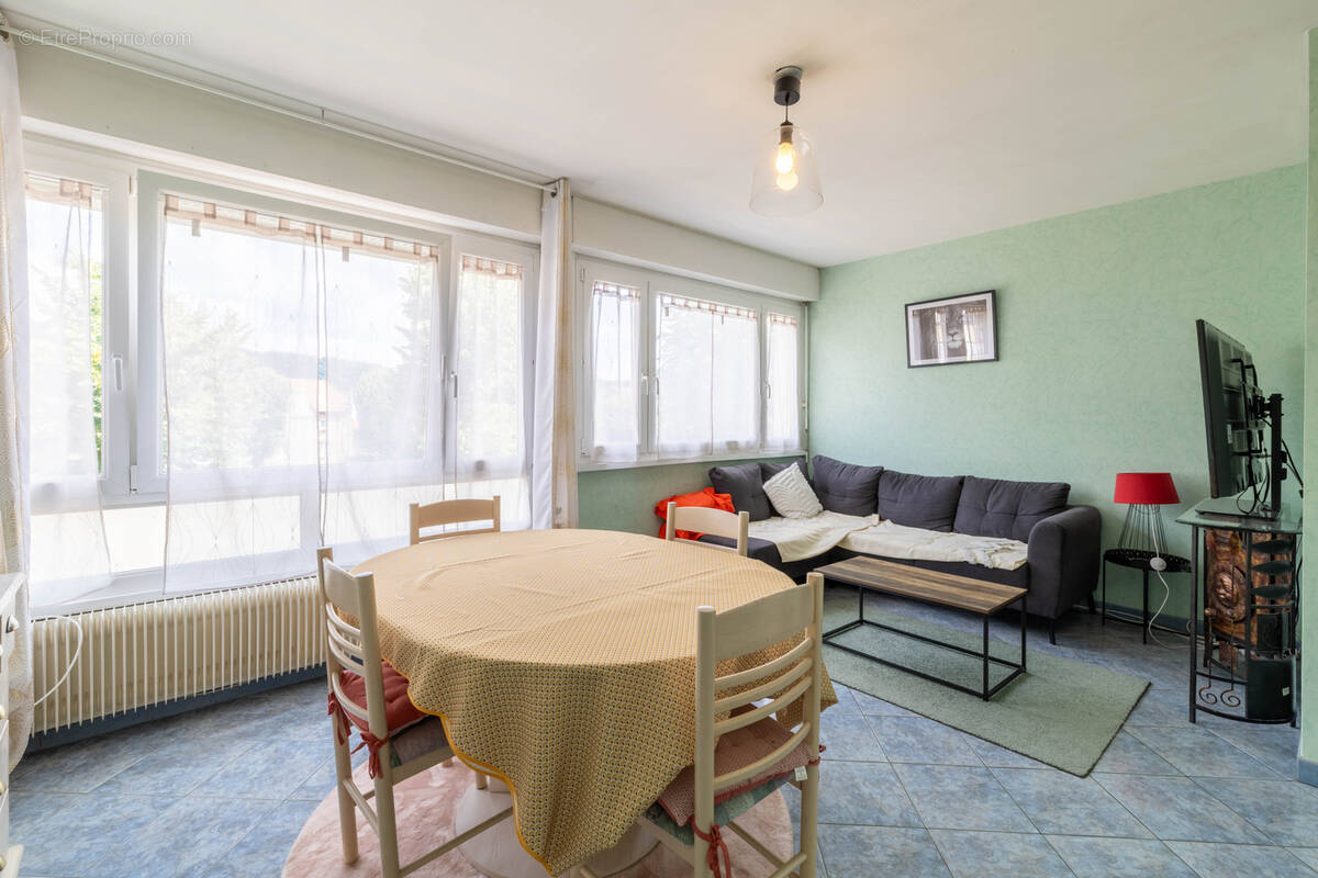 Appartement à JOEUF