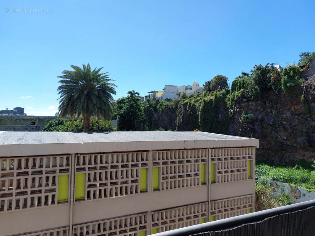 Appartement à SAINT-DENIS