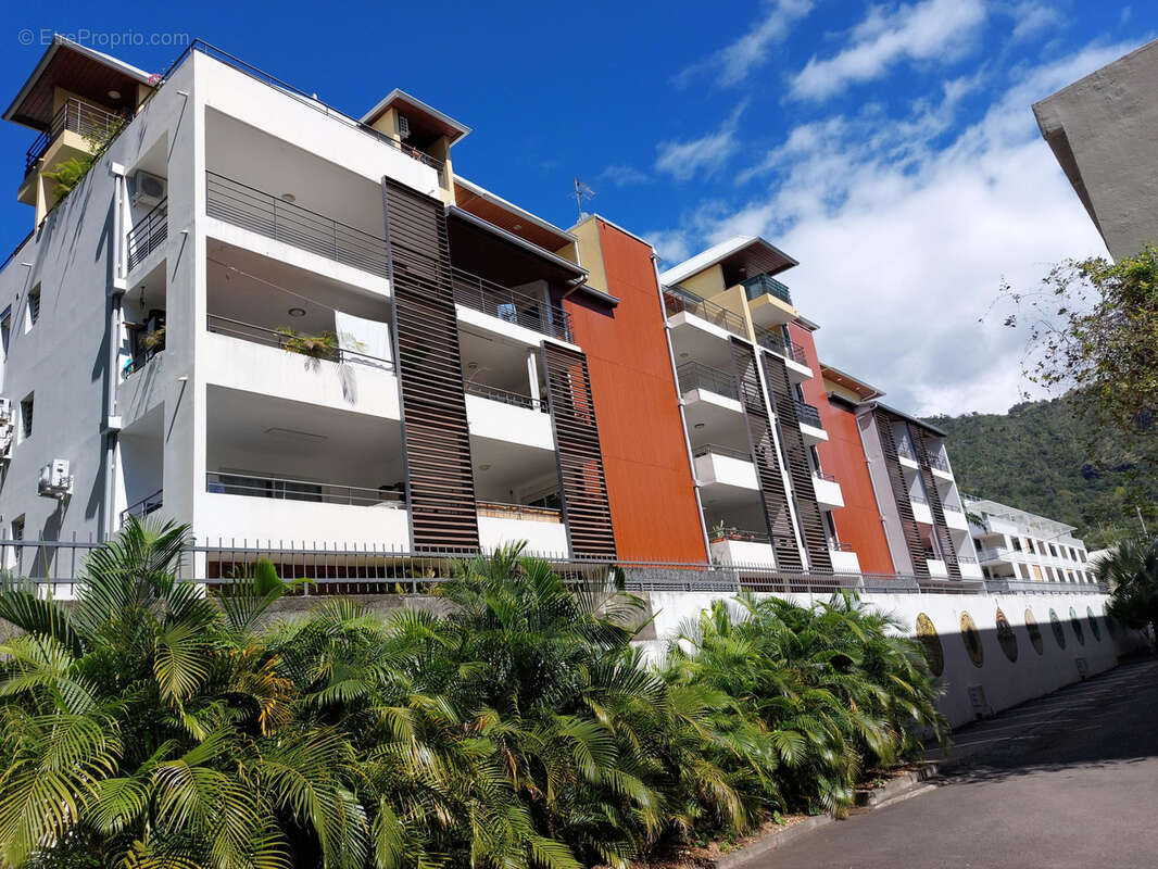 Appartement à SAINT-DENIS