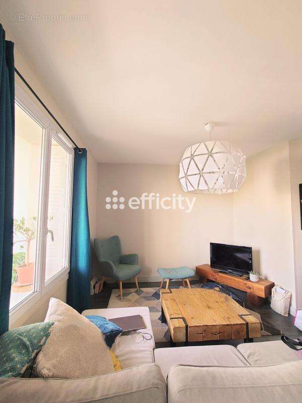 Appartement à LYON-8E