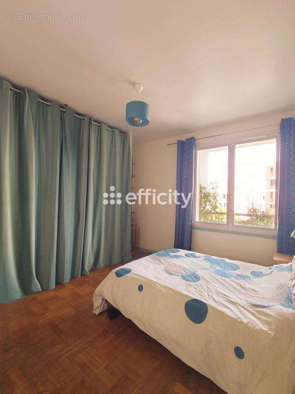 Appartement à LYON-8E