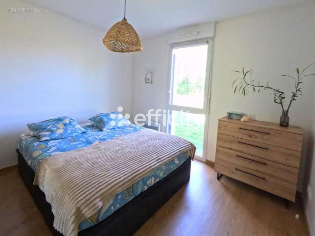 Appartement à MEYZIEU