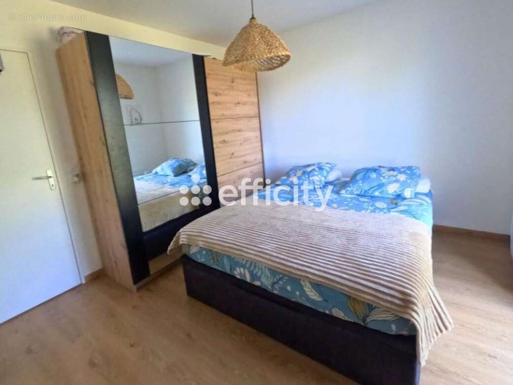 Appartement à MEYZIEU