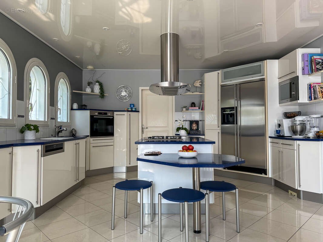 Maison à VAUX-SUR-MER