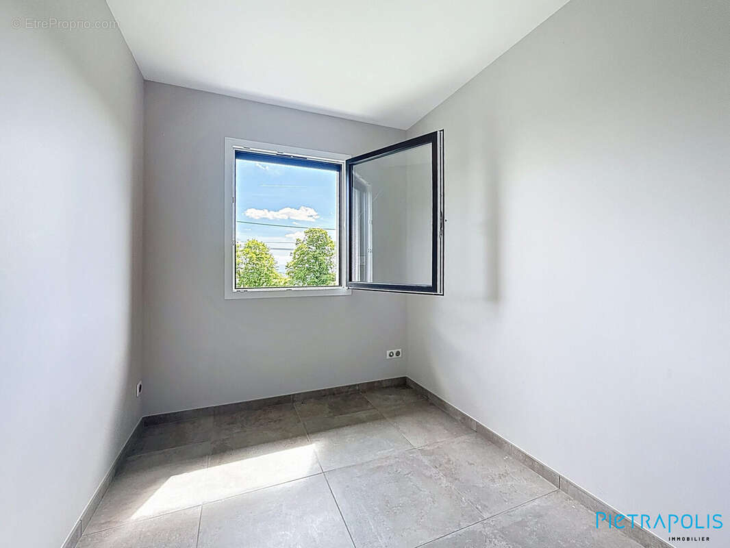 Maison à PONTCHARRA-SUR-TURDINE