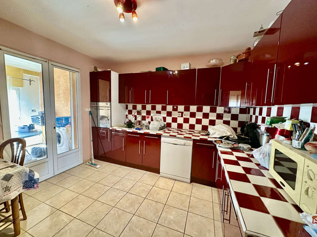 Maison à SAINT-GILLES