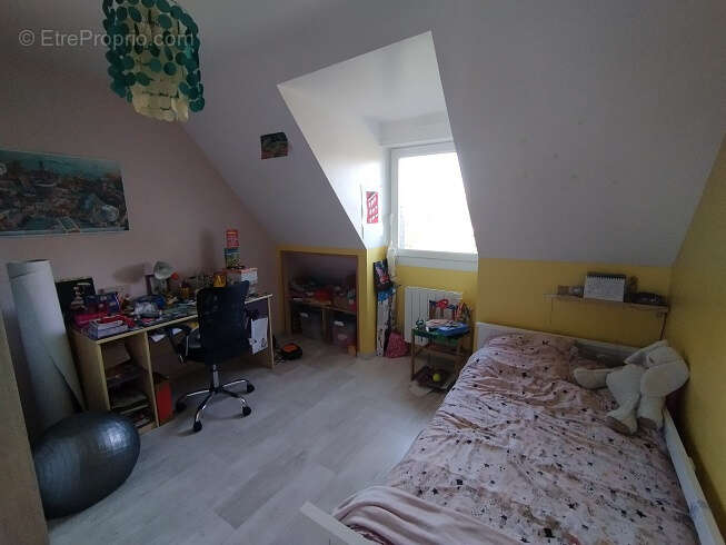 Maison à PLOMODIERN