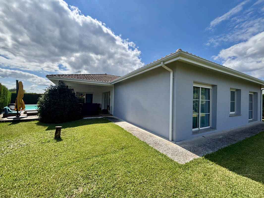 Maison à TERCIS-LES-BAINS