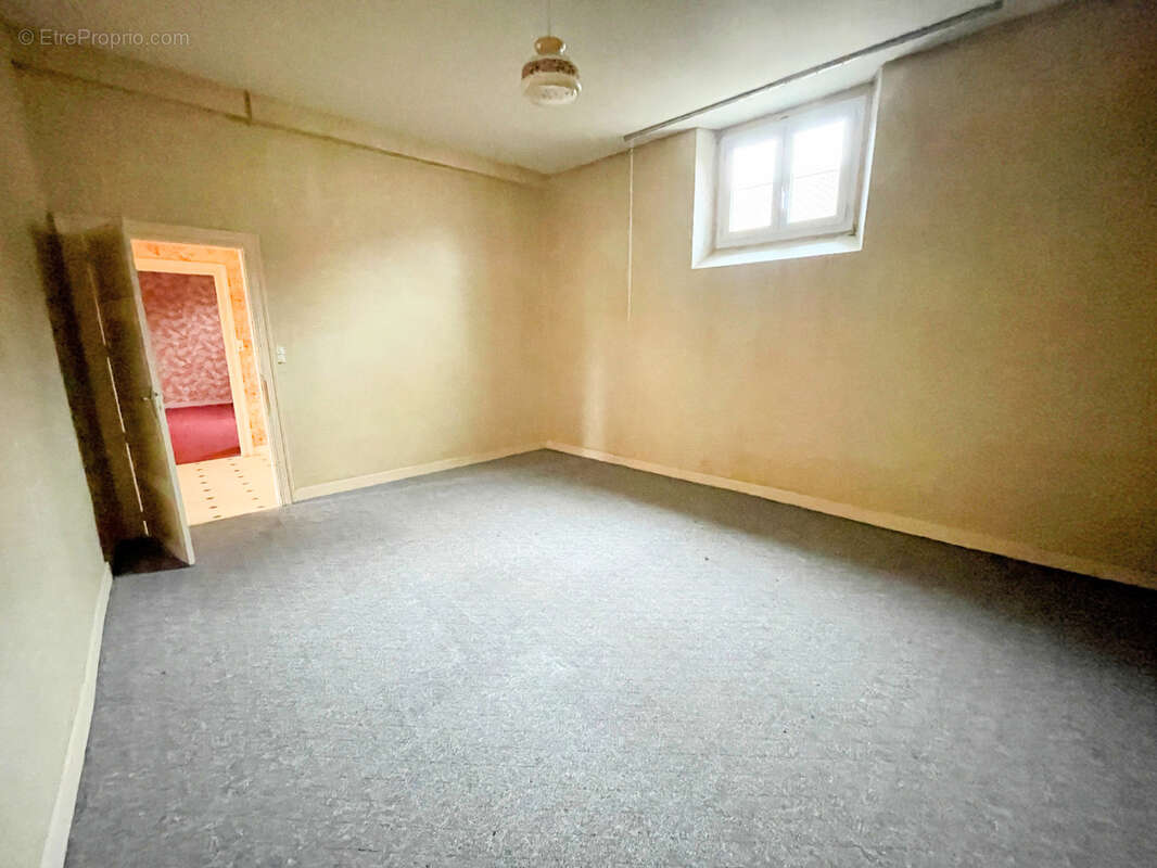 Maison à CASTELMORON-SUR-LOT