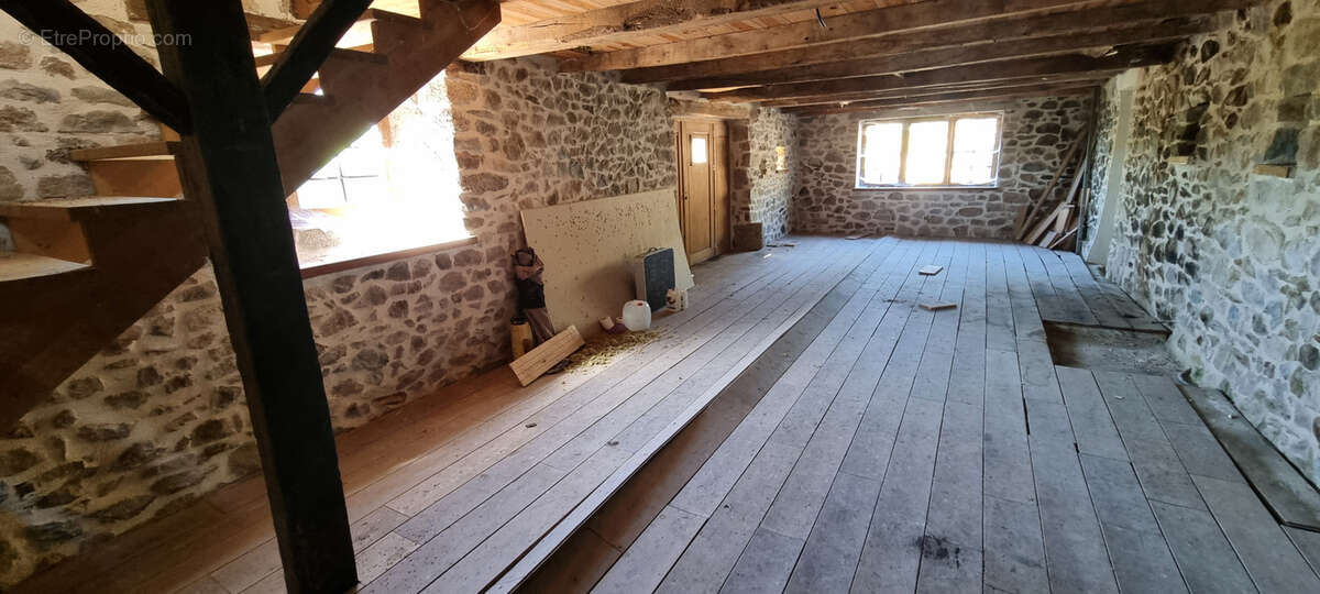 Maison à CAMPOURIEZ