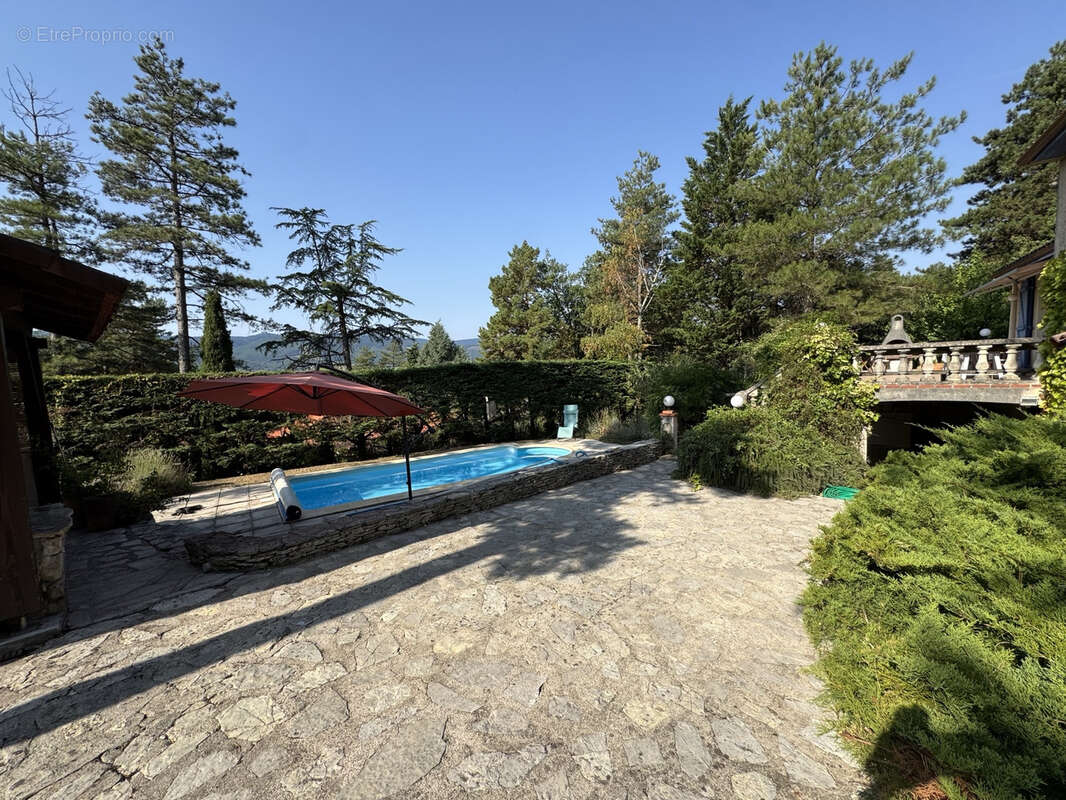 Maison à PAYRIN-AUGMONTEL