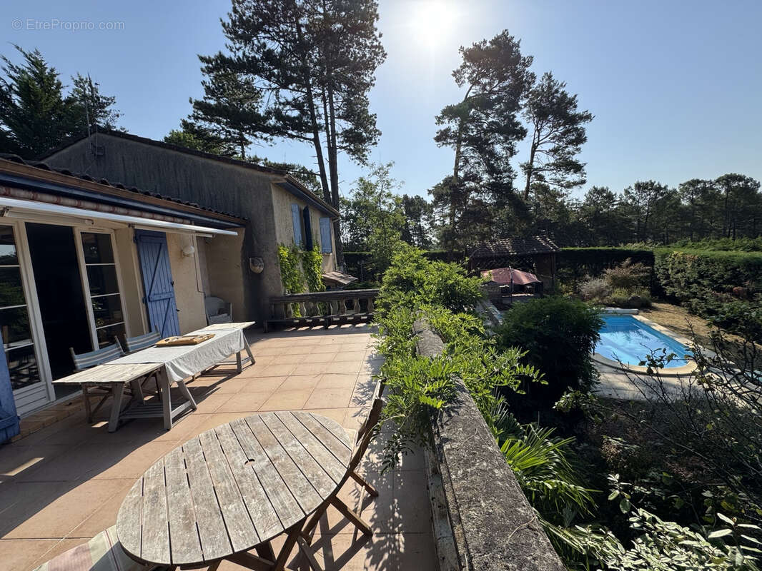 Maison à PAYRIN-AUGMONTEL