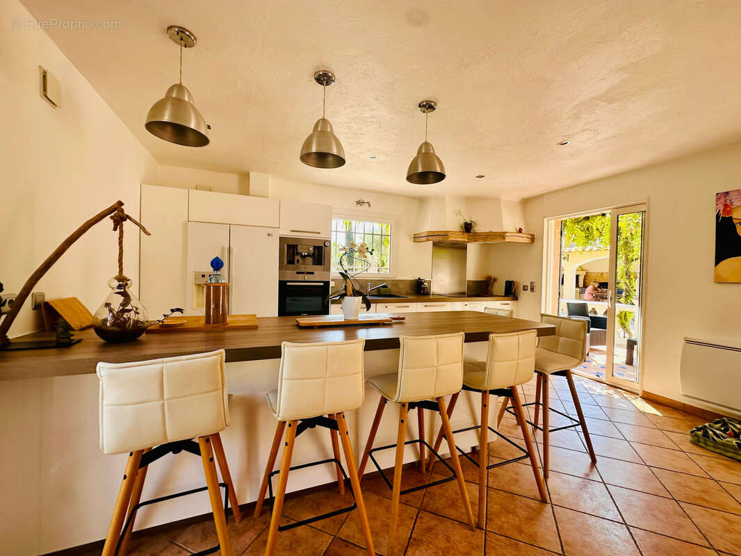 Maison à PEYMEINADE